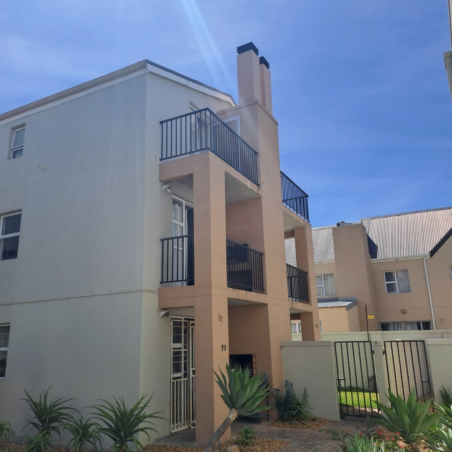 To Let 2 Bedroom Property for Rent in Whispering Pines Western Cape